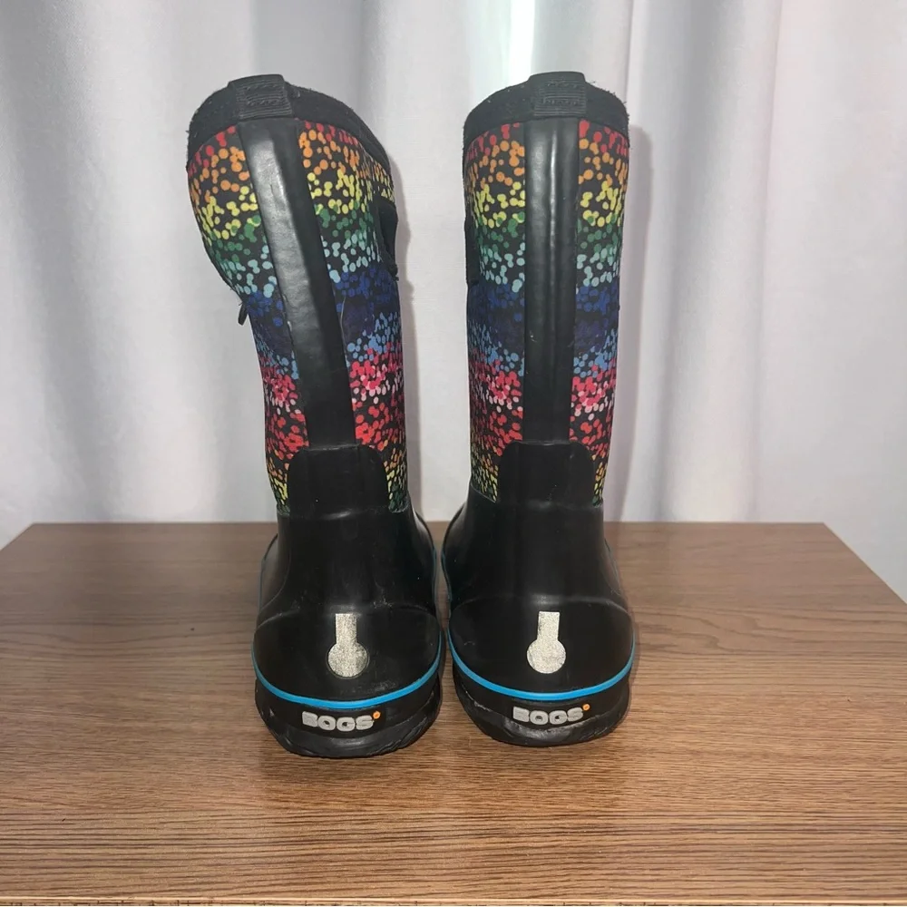BOGS Kids Classic Rainbow Waterproof Insulated Rain Boots Size 2